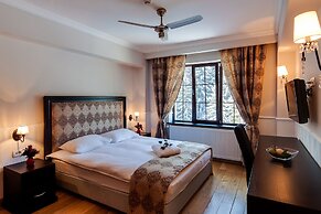 Rizzo Boutique Hotel