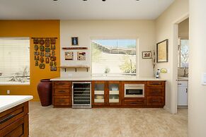 Casa Winfield 3 Bedroom Home by RedAwning