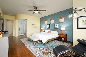 Casa Winfield 3 Bedroom Home by RedAwning