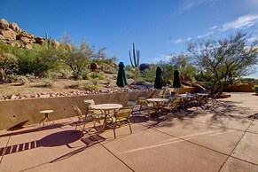 Casa Winfield 3 Bedroom Home by RedAwning