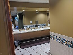 Casa Winfield 3 Bedroom Home by RedAwning