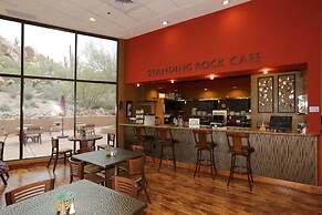 Casa Winfield 3 Bedroom Home by RedAwning