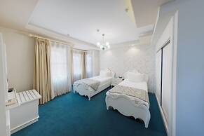 Seven Hills Palace & Spa