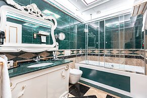 Seven Hills Palace & Spa