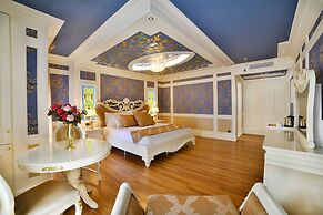 Seven Hills Palace & Spa