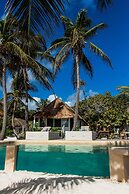 Hotel Roc Luxe Tulum - Adults Only