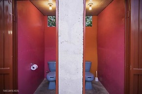 Todos Santos Hostel