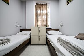 Ostriv Hostel