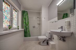 Ostriv Hostel