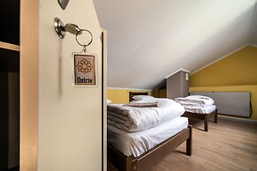 Ostriv Hostel
