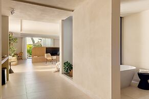 Anfitrión Villas & Suites