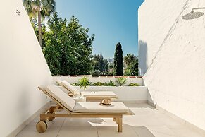 Anfitrión Villas & Suites