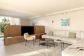 Anfitrión Villas & Suites