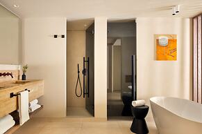 Anfitrión Villas & Suites