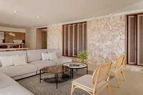 Anfitrión Villas & Suites