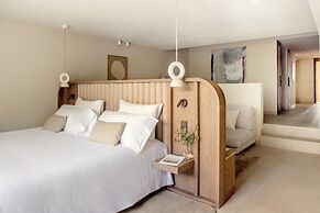 Anfitrión Villas & Suites