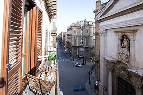 Quattro Canti Charming Flat