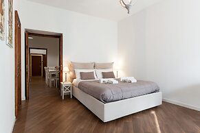 Quattro Canti Charming Flat