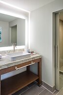 Best Western Premier Hotel at Fisher's Landing