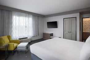 Best Western Premier Hotel at Fisher's Landing