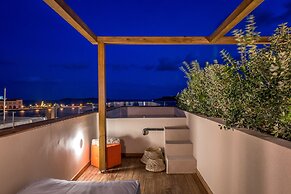 Shapes Luxury Suites