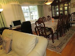 Quite House near Vancouver Airport