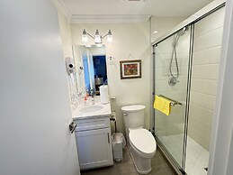 Quite House near Vancouver Airport