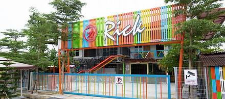 Rick Resort Teluk Intan