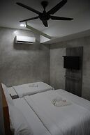 Rick Resort Teluk Intan