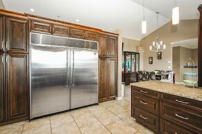 Luxury Lakefront Rooms