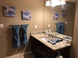 Luxury Lakefront Rooms