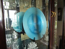 Luxury Lakefront Rooms