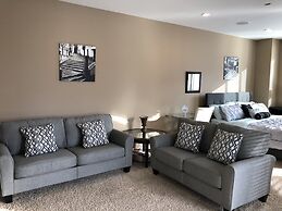 Luxury Lakefront Rooms