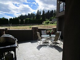 Luxury Lakefront Rooms