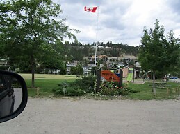 Luxury Lakefront Rooms