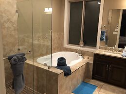 Luxury Lakefront Rooms