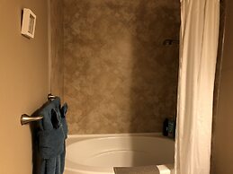 Luxury Lakefront Rooms