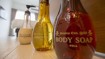 Y‘ Rise To Hotel Itoman