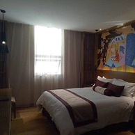 Wanyi Lijing Hotel Guiyang Huaxi Park