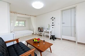 Naerimong Beach Pension