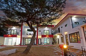 Naerimong Beach Pension