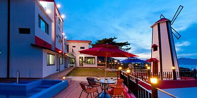 Naerimong Beach Pension