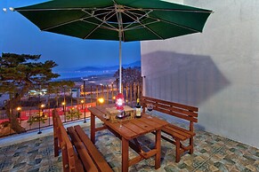 Naerimong Beach Pension