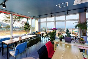 Naerimong Beach Pension