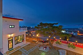 Naerimong Beach Pension