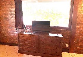 SMALL PARADISE PALERMO