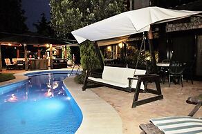 SMALL PARADISE PALERMO