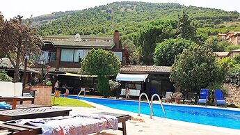 SMALL PARADISE PALERMO