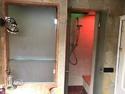 SMALL PARADISE PALERMO