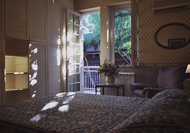 SMALL PARADISE PALERMO